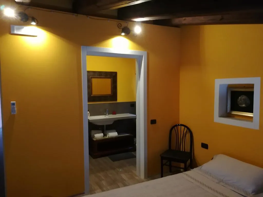Casa Degli Amici Bed and Breakfast Τρεβίζο Ιταλία