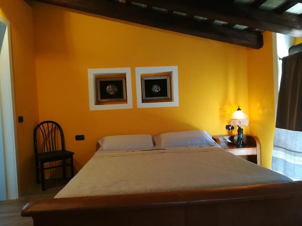 Casa Degli Amici Bed and Breakfast Τρεβίζο