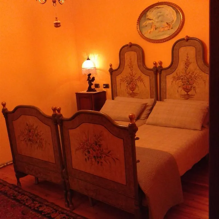 Casa Degli Amici Bed and Breakfast Τρεβίζο