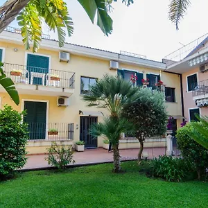 Casa Acquamarina Aparthotel Acireale